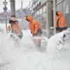 Коммунальщики Химок воюют со снегопадом века